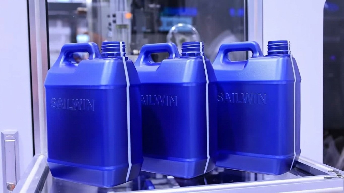 all electric blow molding machine HDPE jerrycan chemical bottle output Sailwin