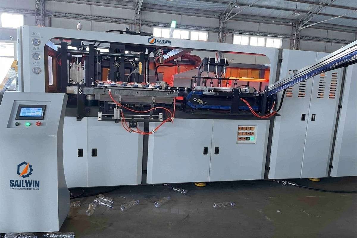 automatic PET blow molding machine 2 cavity SW-F2-650 SW-F2-2000 Sailwin factory