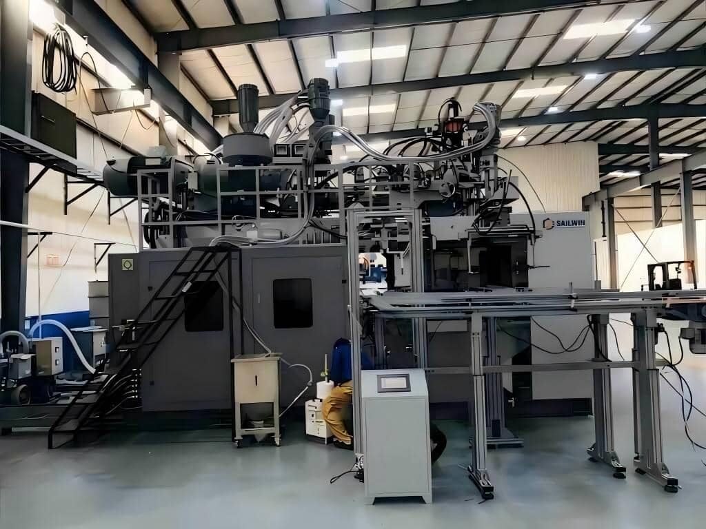 multilayer coextrusion blow molding machine 45 degree angle full line auxiliary system