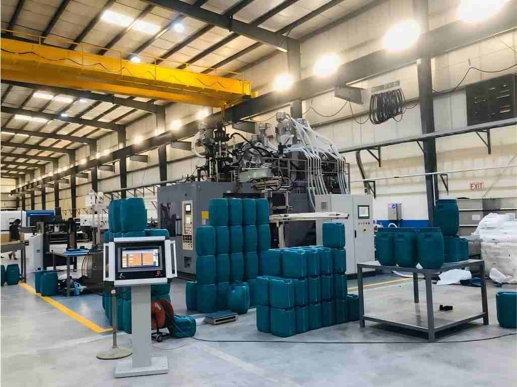 multilayer coextrusion blow molding machine factory production line jerrycan chemical Sailwin