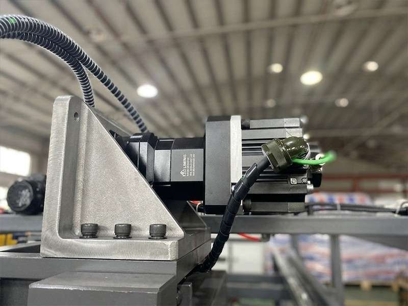 servo mold clamping system fully automatic PET stretch blow molding machine Sailwin