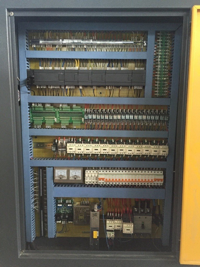 Sailwin machinery electrical control cabinet wiring for blow molding machine
