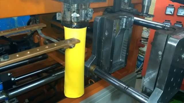 SW-2S5L-DT dual layer coextrusion blow molding machine Sailwin
