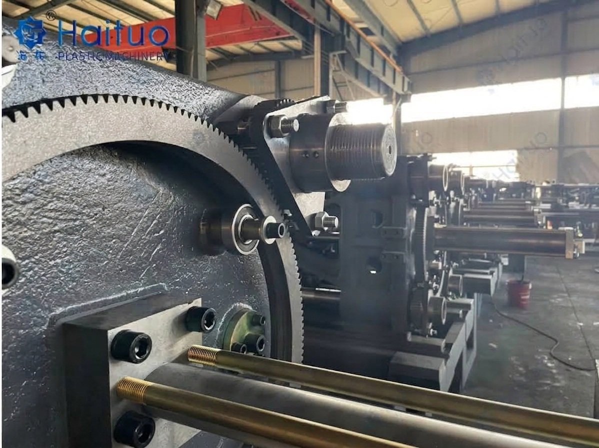 PET preform injection molding machine electroplastic injection unit